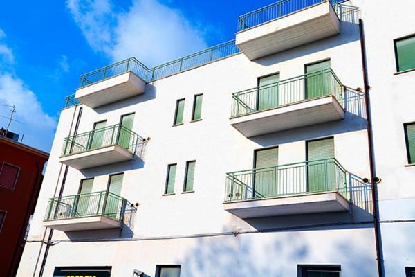 Residence Marconi 泰拉奇纳 外观 照片